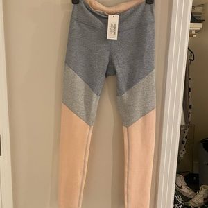 Outdoor Voices Three-tone leggings in size Small